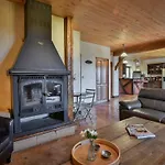 La Roque Haute Tatil Evi Mazeyrolles
