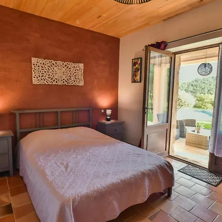 度假居 La Roque Haute