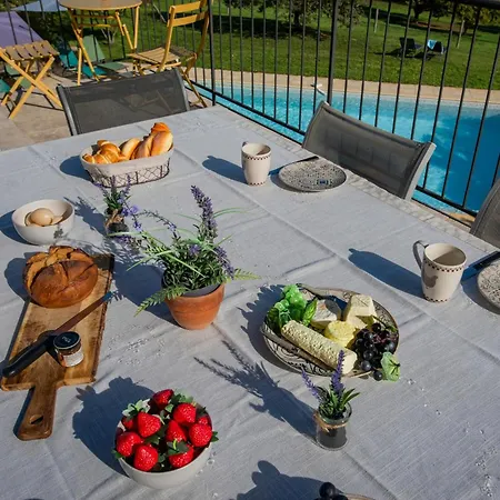 度假居 La Roque Haute *