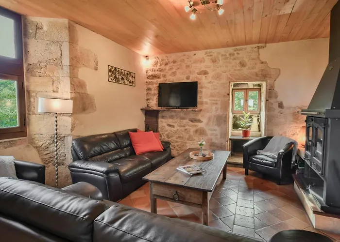 La Roque Haute Ferienhaus Mazeyrolles